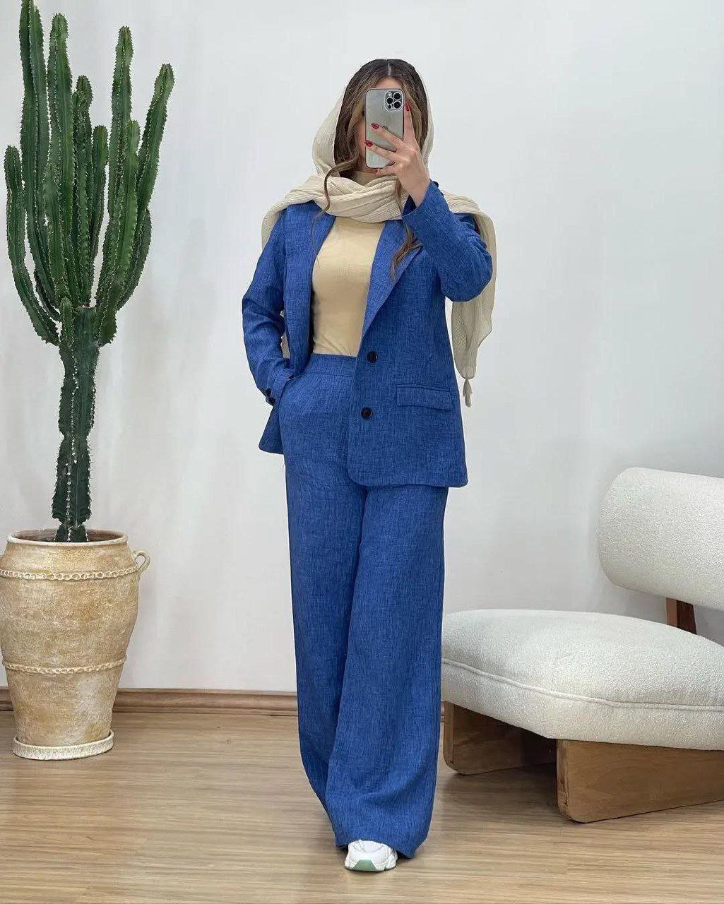 ست کت شلوار فروهر در سه رنگ با کیفیت عالی تنخور شیک😍🥰کد2536