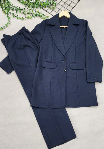 مانتو و شلوار اداری نازنین 🎀🎀💯💯💯۲۳۸